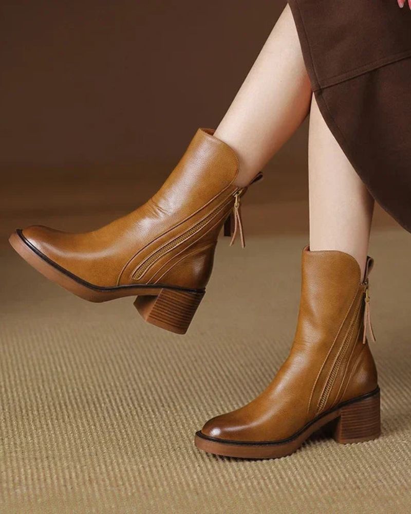 Valeria | Botines de piel con tacón ancho
