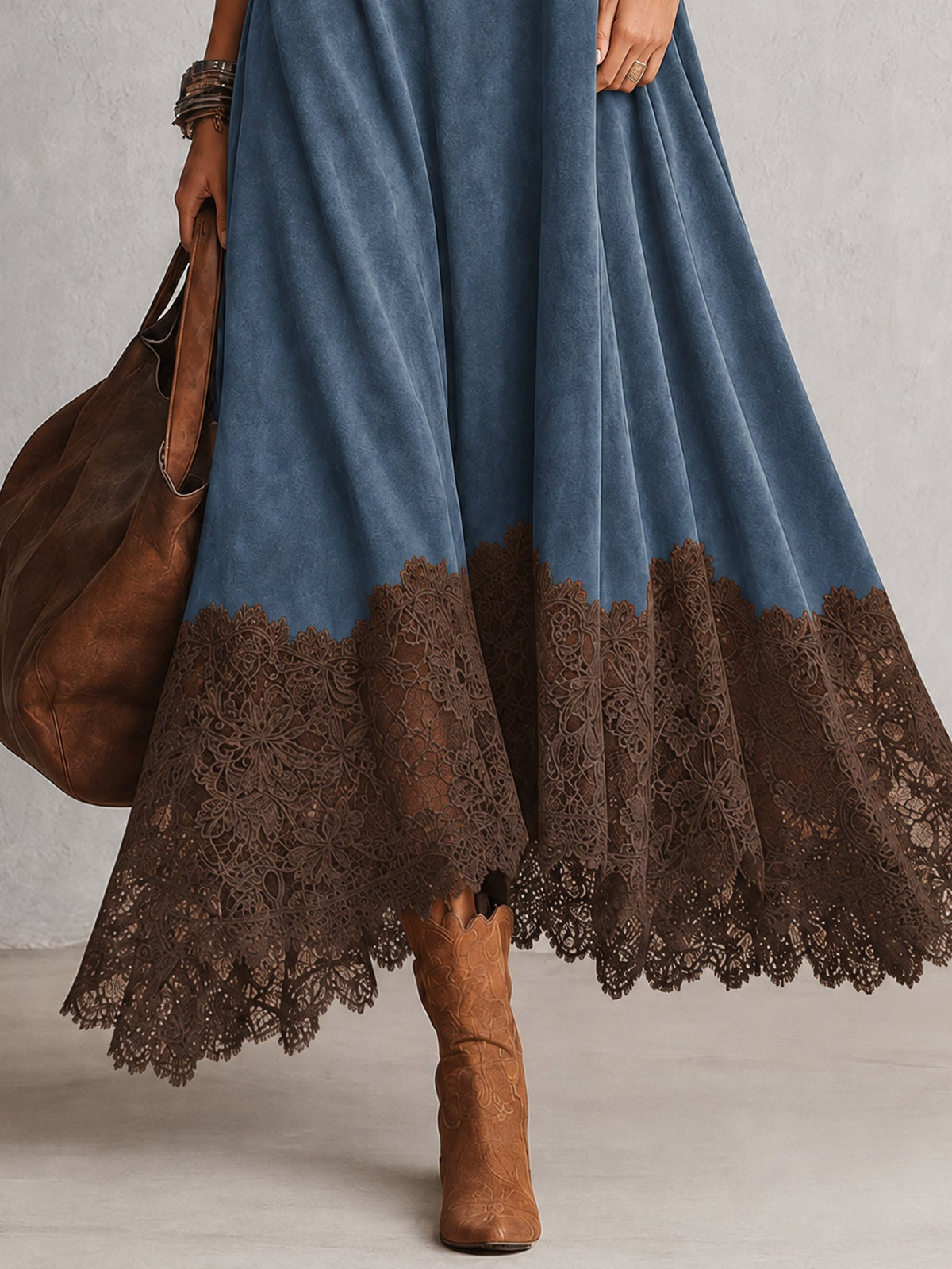 Brunella | Vestido largo efecto ante con bajo de encaje