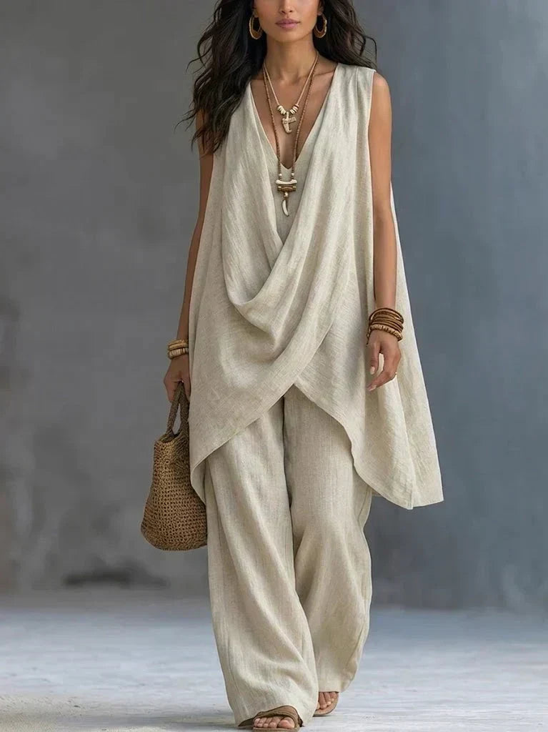Adela conjunto de top cruzado drapeado y pantalón ancho beige